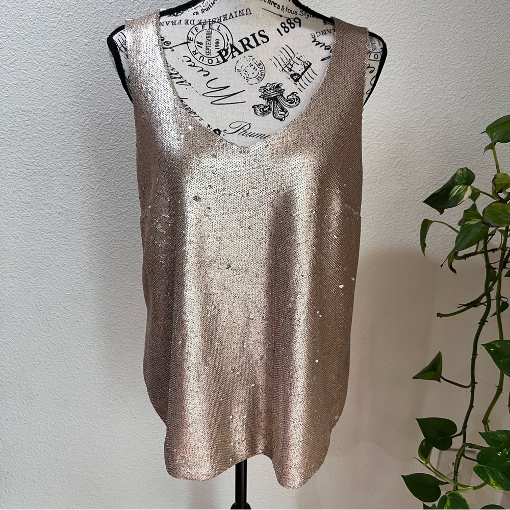 Worthington sequined sleeveless champagne color top Sz L